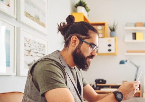 What are the two major types of ira accounts available?